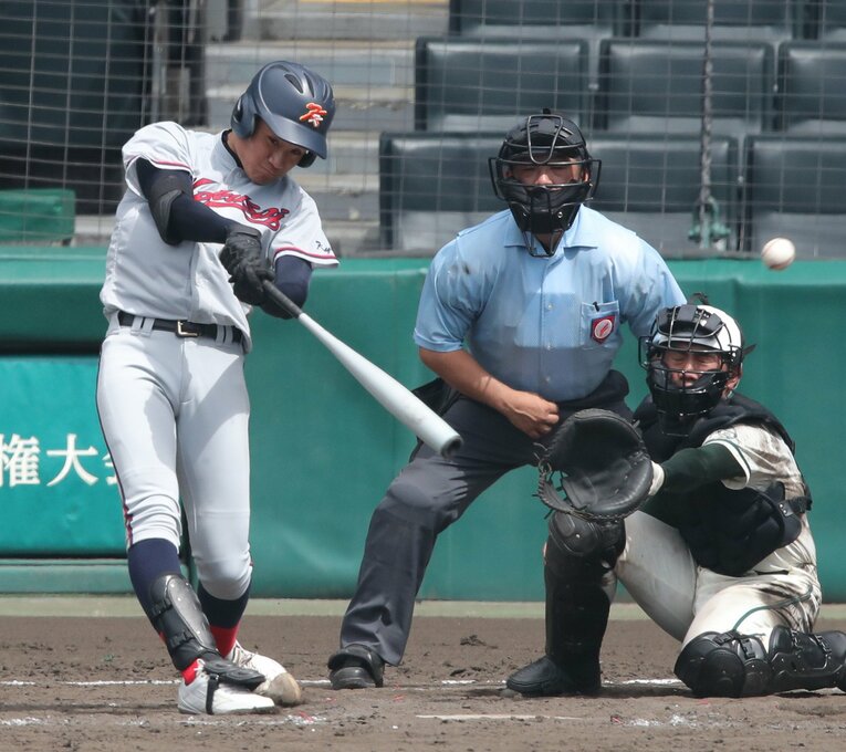 決勝打となった森下のタイムリー三塁打©JIJI PRESS