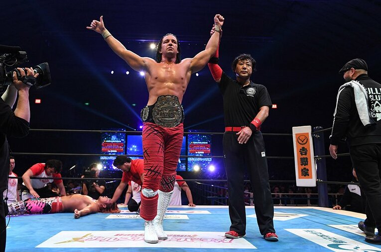 2013年にプロレスラーとしてデビュー後、イギリスのインディー団体で活躍。2015年1月に新日に入団したニュージーランド生まれのジェイ・ホワイト。 ／ photograph by Essei Hara