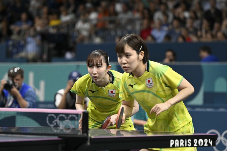 女子卓球団体1回戦の日本チーム　©Asami Enomoto/JMPA