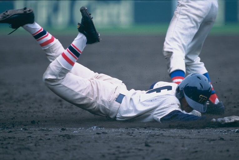 20年前のセンバツ、花咲徳栄VS東洋大姫路。当時41年ぶりの再試合となった　©JIJI PRESS