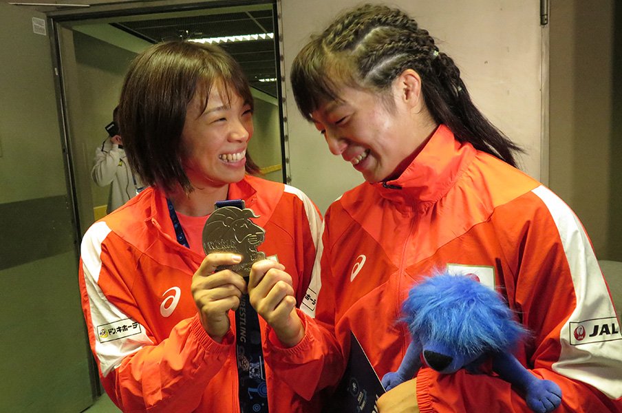 女子レスリングが急激にV字復活!要因は選手とコーチの信頼関係。<Number Web> photograph by Koji Fuse