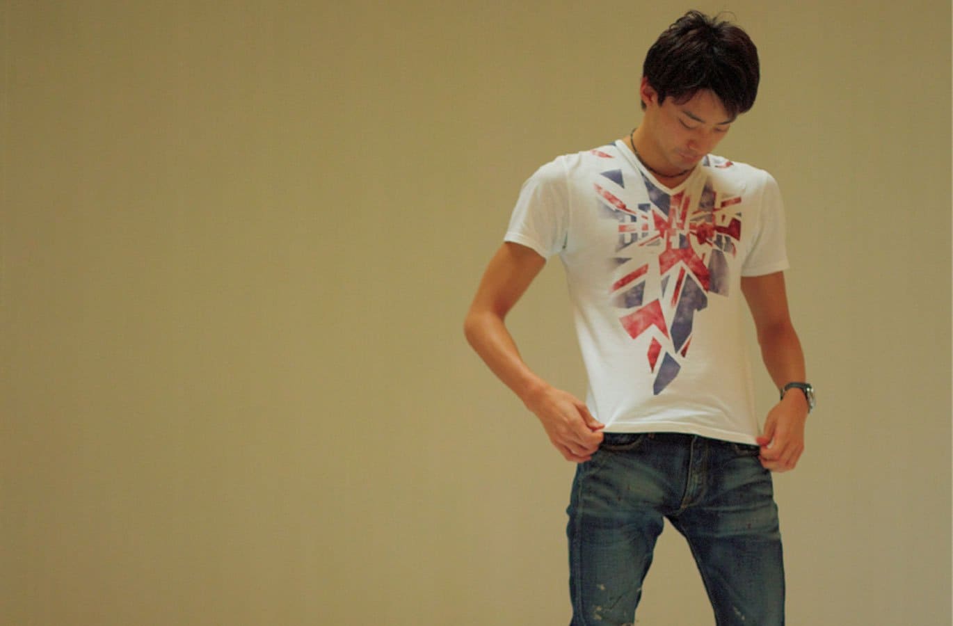 ★(貴重)入江陵介選手 直筆サイン入りTシャツ 【ロンドンオリンピック】 ☆(貴重)入江陵介選手 直筆サイン入りTシャツ 【ロンドンオリンピック