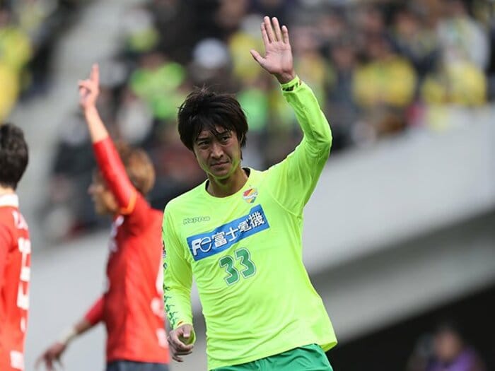 千葉の特殊な守備を支える西野貴治。元G大阪のエリートが楽しむ新環境。＜Number Web＞ photograph by J.LEAGUE PHOTOS