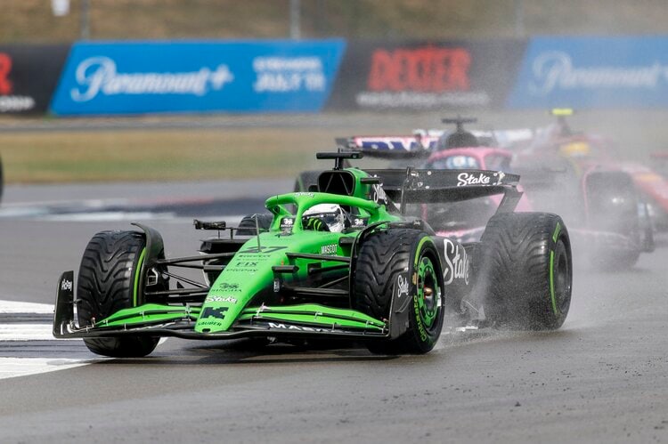 F1 12年ベテルワールドチャンピオンロズベルグ初優勝中国GPヒュルケンベルグ F1 12年ベテルワールドチャンピオンロズベルグ初優勝中国GP