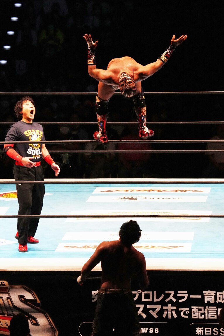 ティタンのケブラーダ