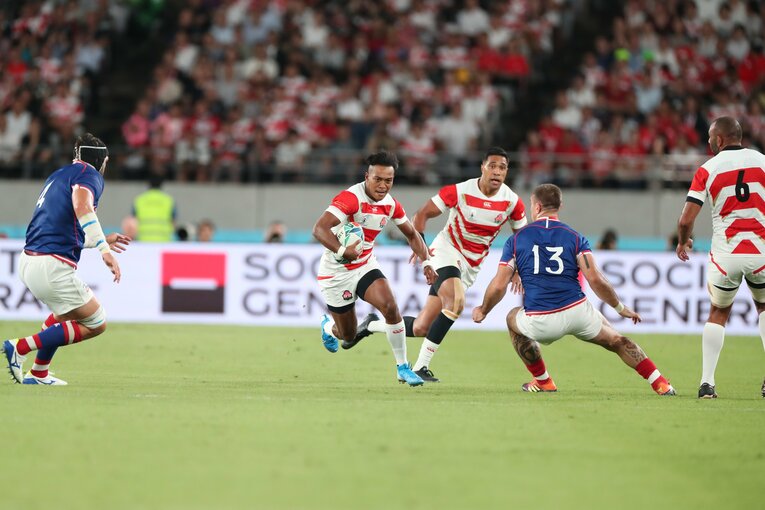 「YouTubeで福岡さんのプレーを…」ウイング歴1年でジャパン候補に！ 元NZ代表が「独特なスキル」と褒める根塚洸雅の才能とは？(12)