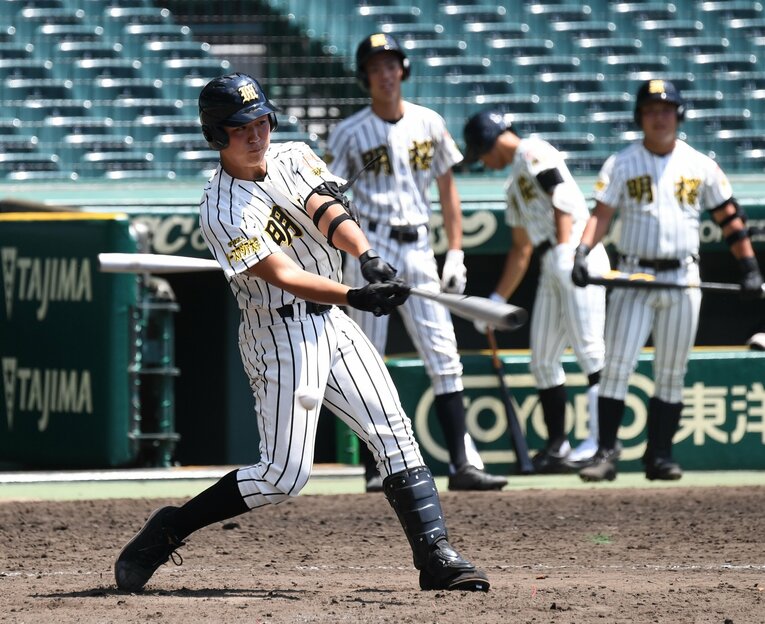 高校時代は二刀流でも注目を集めた山口　©︎Sankei Shimbun