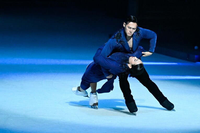 「母への永遠の愛を滑りたいな」浅田真央が明かすアイスショー『Everlasting33』に込めた“愛”「誰も見たことのない景色を届けたい」(60)