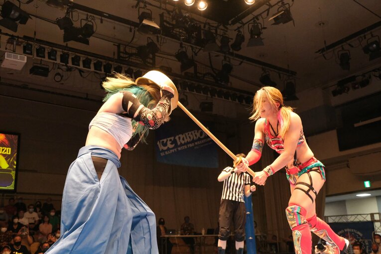 世羅りさvs朱里