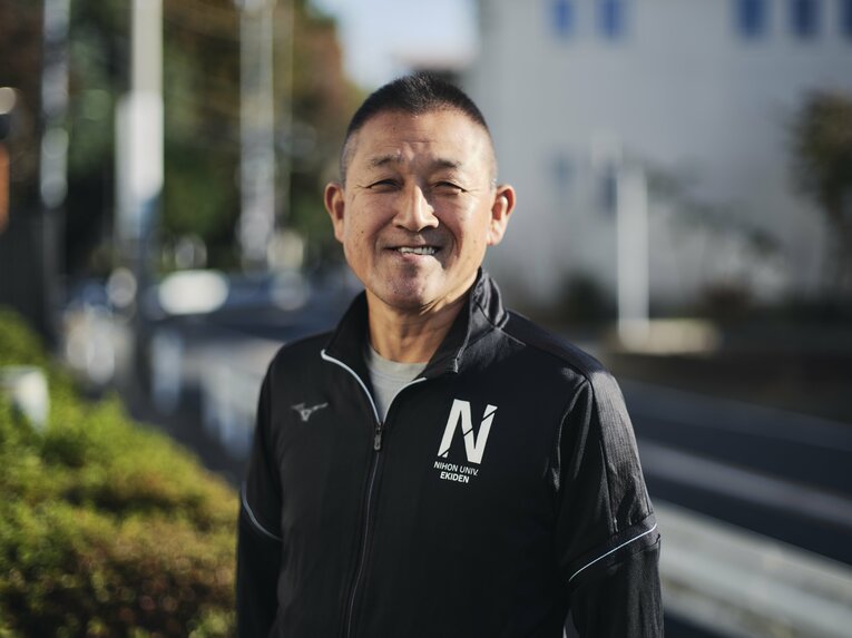 日大を率いて3年目となる新監督　©Yuki Suenaga