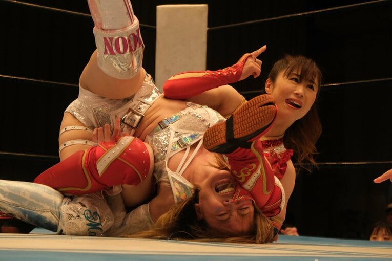 「燃え尽き症候群」から岩谷麻優が迎えた“キャリアで一番のピーク”…右ヒジ脱臼まで続いた藤本つかさとの“最高峰の女子プロレス”(17)