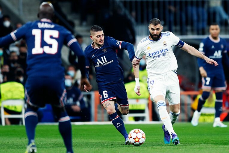 PSGメッシらをサポーターが威圧…CLベスト16でレアル大逆転勝利の背景＜翌日、カンプノウではなぜかバルサの守護神にブーイング＞(10)