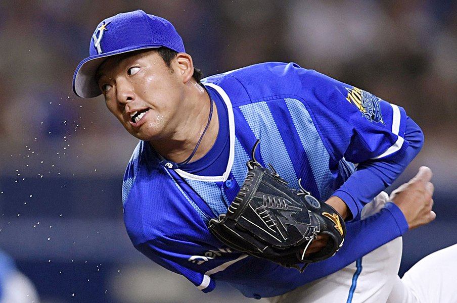 1年目キャンプ初日に右肘故障。ハマのムードメーカーの波乱万丈。