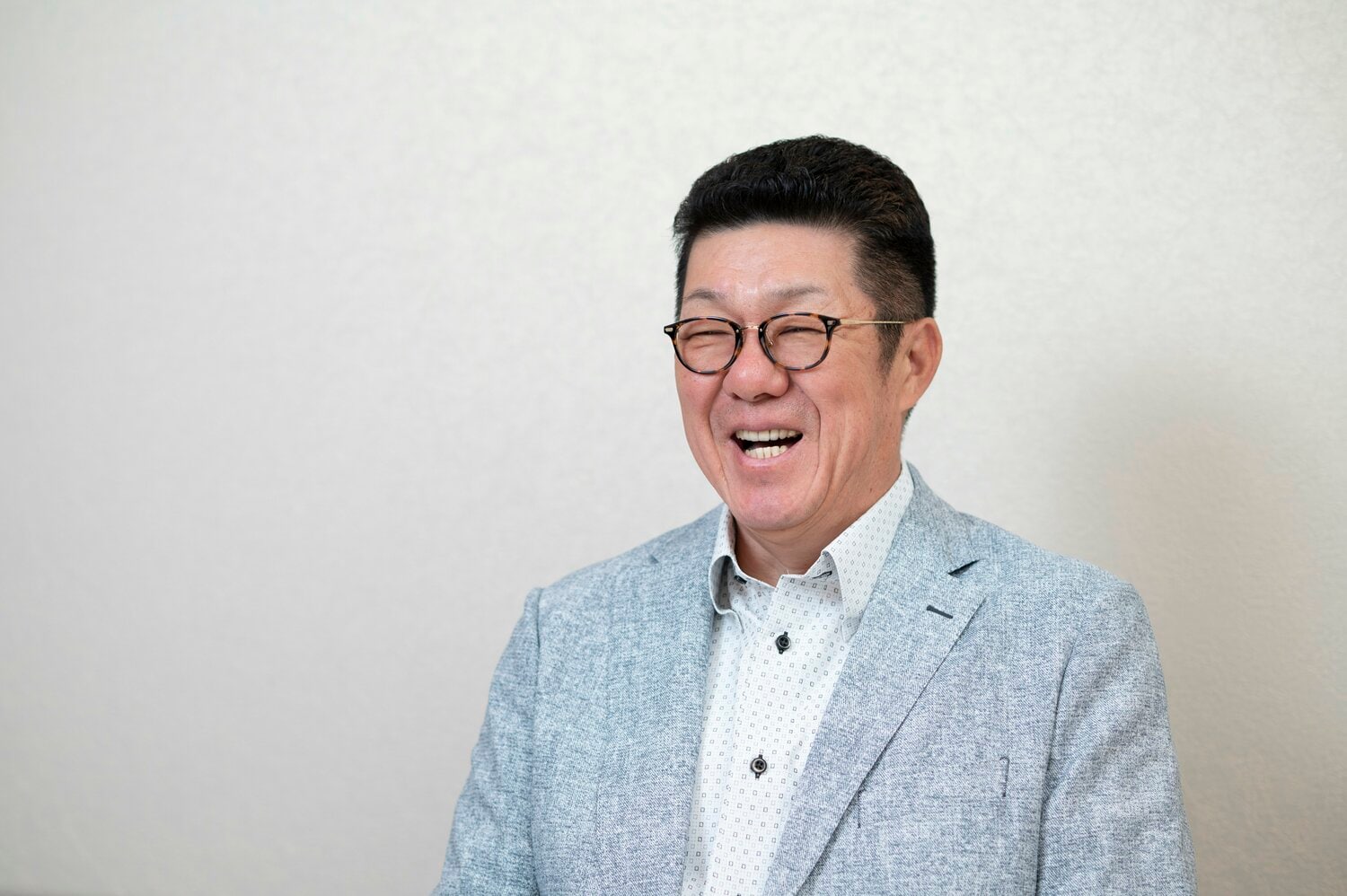 インタビューに答える現在の佐々岡真司さん ©Tadashi Hosoda