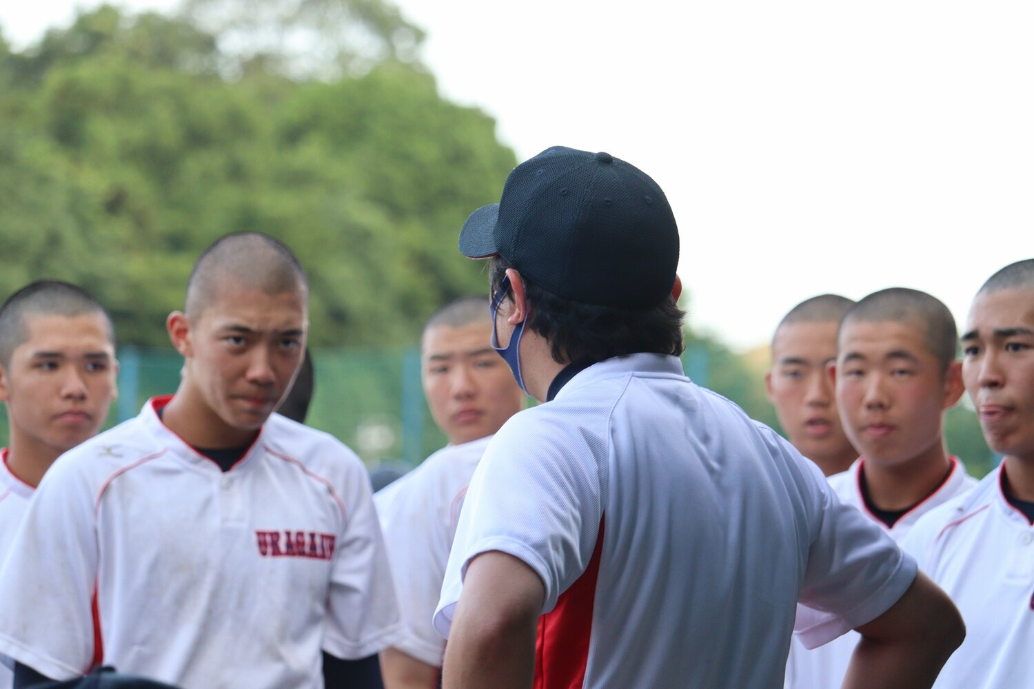 前監督が重んじた規律も残しつつ、心理学の観点からも選手育成にアプローチする浦和学院・森大監督 ©Yuki Kashimoto