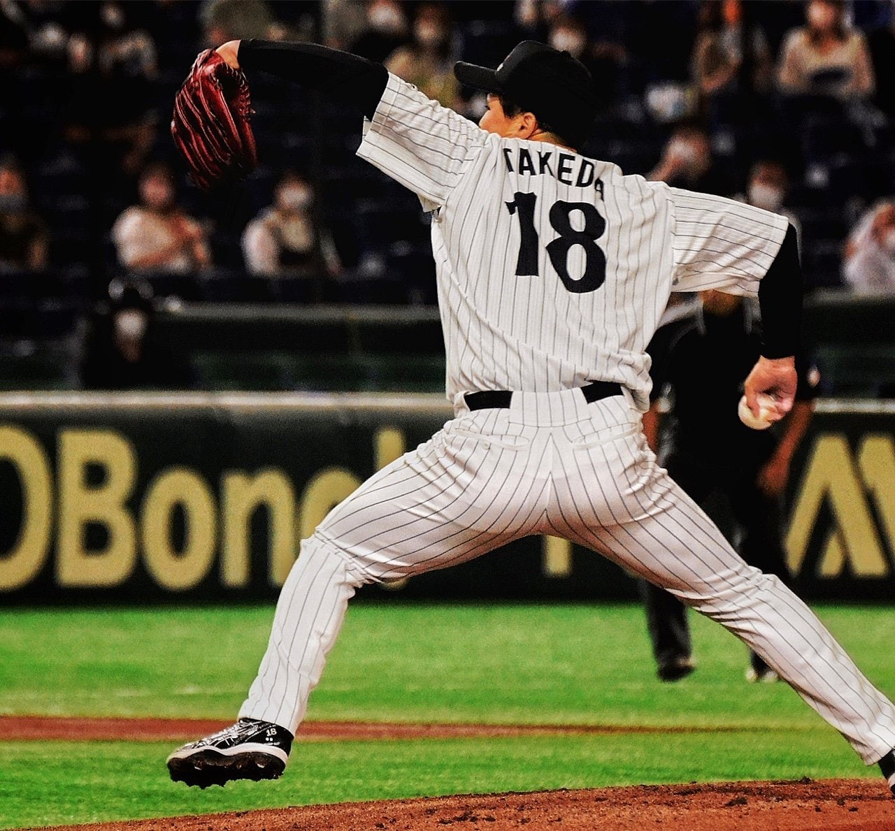 背負った「18」 ©Keiji Tokuyoshi