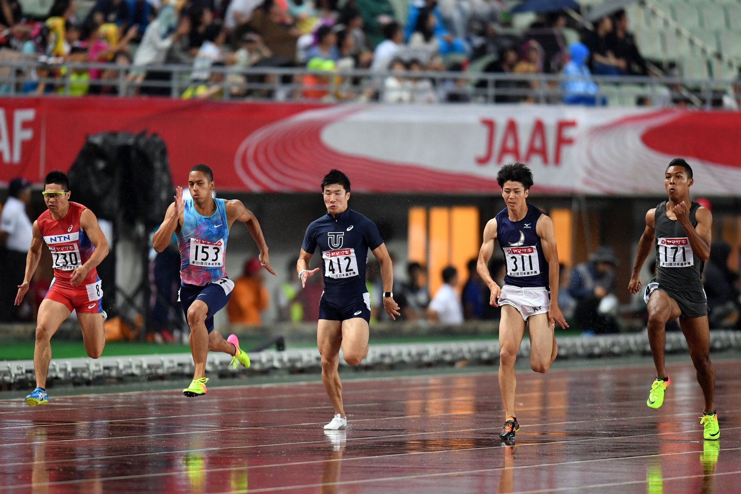 写真は2017年の日本選手権。関西学院大3年だった多田（右から2番目）はサニブラウン（右）に次いで2位に入った　©Getty Images