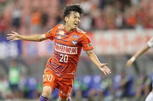 J2で異次元のプレー連発！本間至恩（20）のルーキー時代の記事はこちら