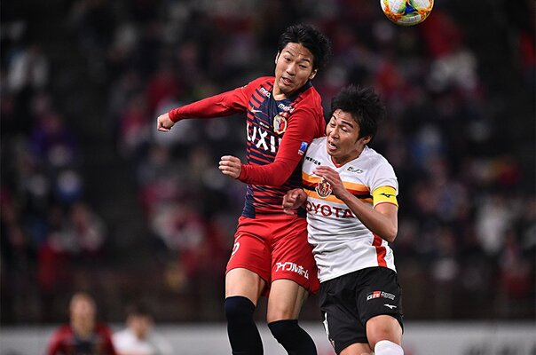 鹿島・伊藤翔が欠かさぬ予習と反復。 「カバーニ先生」に学び、実践する。