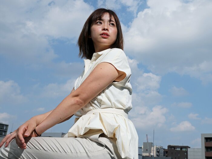 「ママになってもラグビーをしたい」27歳で出産→競技復帰へ…女子ラグビー元代表候補・青木蘭が語る“育児のリアル”「一番ムカついた言葉は…」＜Number Web＞ photograph by Shigeki Yamamoto