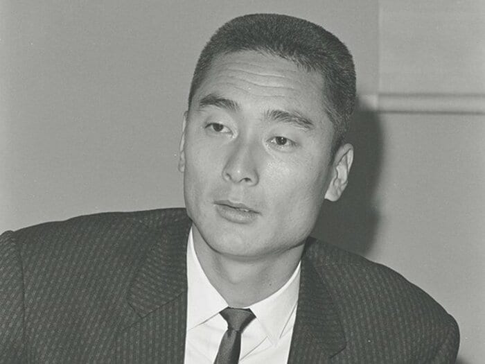 佐々木朗希は金田正一25歳を超えうるか？ “自称180キロ左腕”の全盛期を見た作家「打者を威圧していた」「岡島秀樹にやや似ている」＜Number Web＞ photograph by Junichi Haruuchi