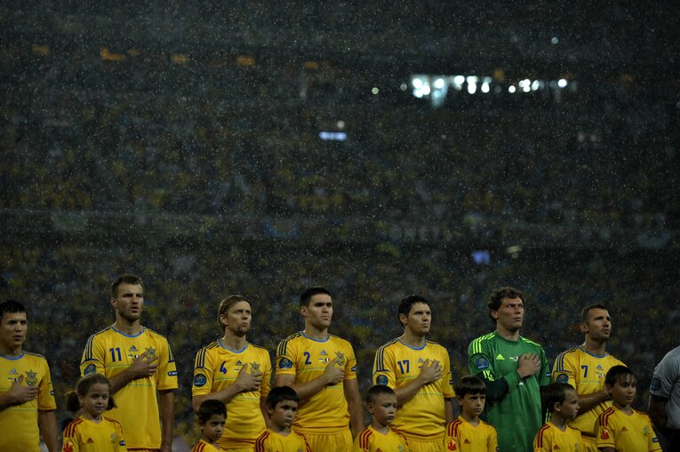 2012年ユーロ　©BUNGEISHUNJU