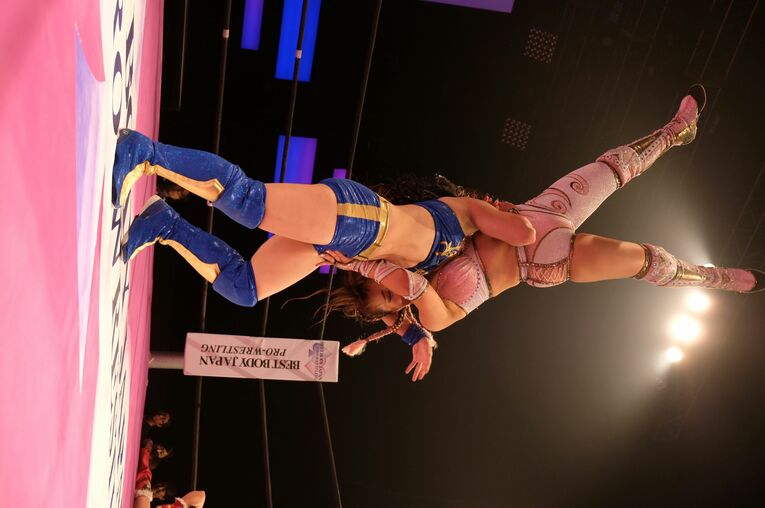 デビュー戦を戦う白川未奈©Norihiro hashimoto