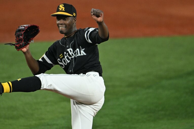 日本シリーズ第2戦、力投するリバン・モイネロ　©︎Naoya Sanuki