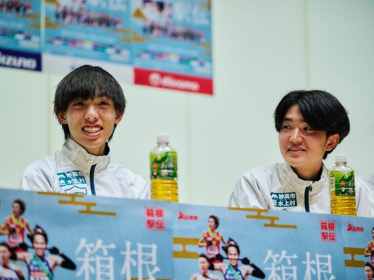 【黒田朝日レア写真】優勝会見でもニコニコ（4年時。写真は続きます）　©Yuki Suenaga