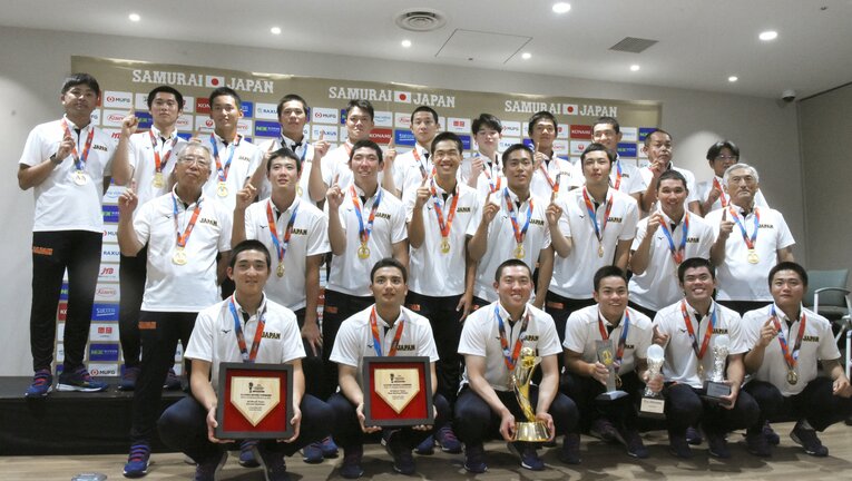 U-18W杯で初優勝を達成した2023年の高校ジャパン　©JIJI PRESS