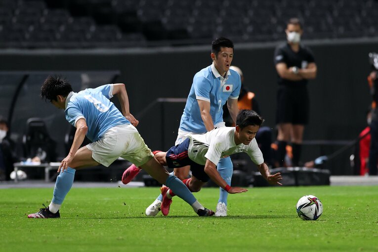 久保はスタメンで出場し、ファールで直接FKを得た©Getty Images