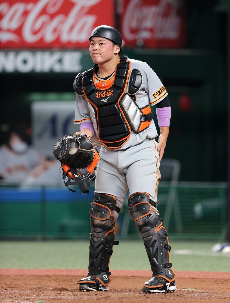 ドラフト5位で巨人に入団した山瀬。その強肩ぶりは野口には衝撃だったという　©JIJI PRESS