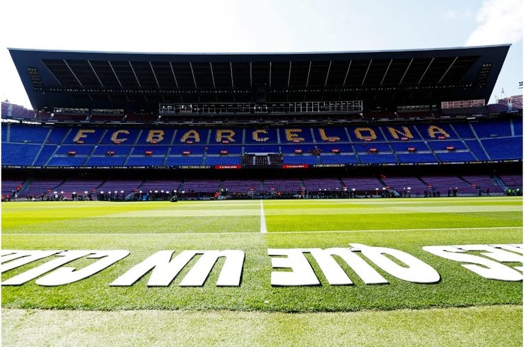 《メッシとロナウド不在の寂しさ》カメラマンが見たクラシコの新風景　17歳ガビや仲良しバルサ＆レアルサポ、殊勲ビニシウスへの“罵倒”(2)