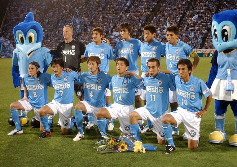 史上初の完全優勝を果たした翌年の2003年　©Getty Images