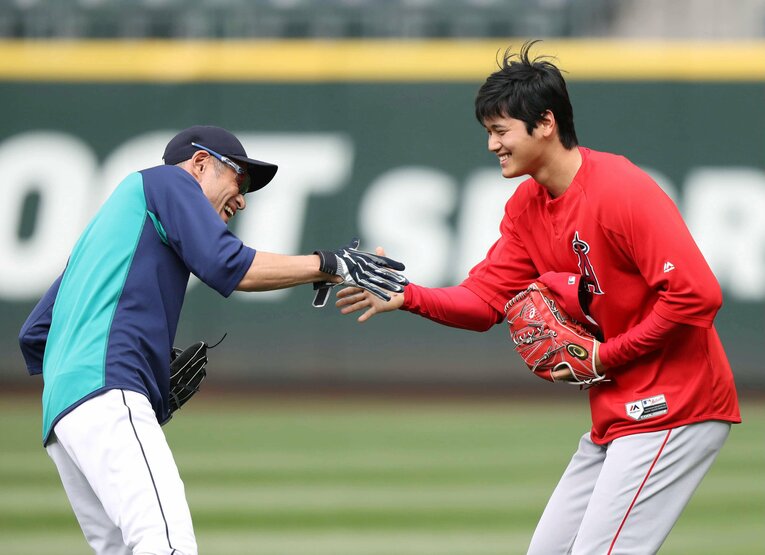 イチローと大谷翔平（1枚目／全3枚）　©JIJI PRESS