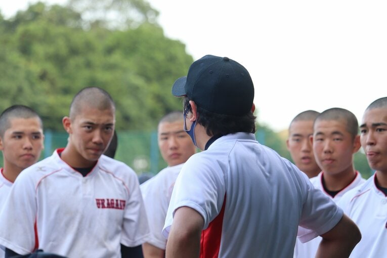 前監督が重んじた規律も残しつつ、心理学の観点からも選手育成にアプローチする浦和学院・森大監督 ©Yuki Kashimoto