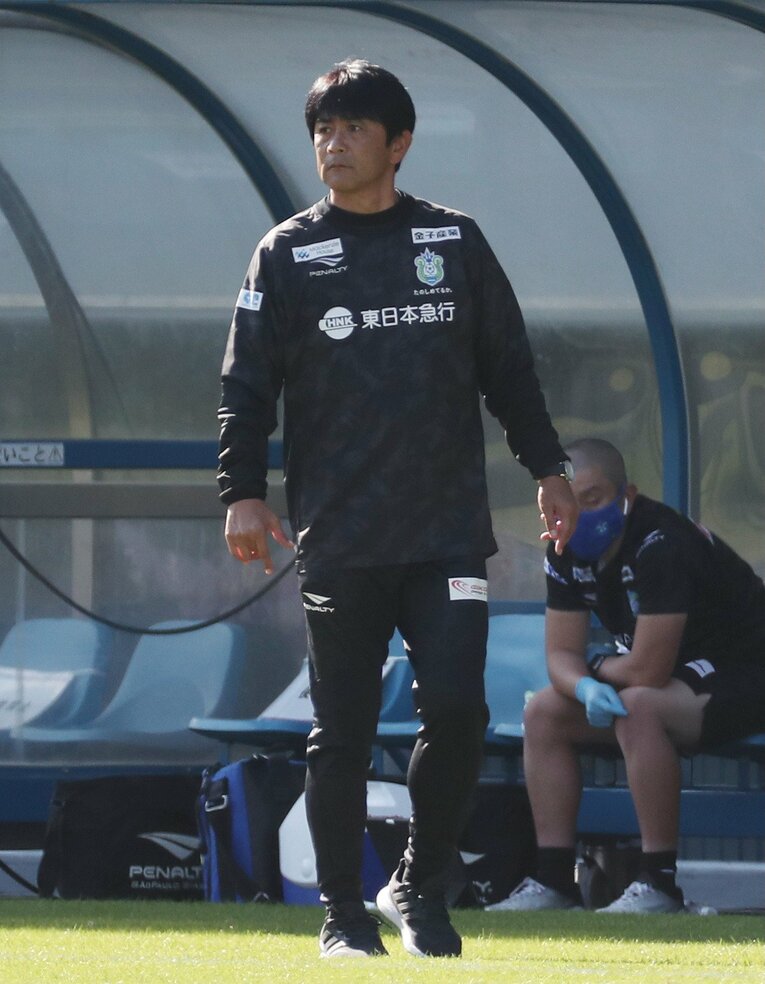 19年10月に就任した浮嶋監督　©JIJI PRESS