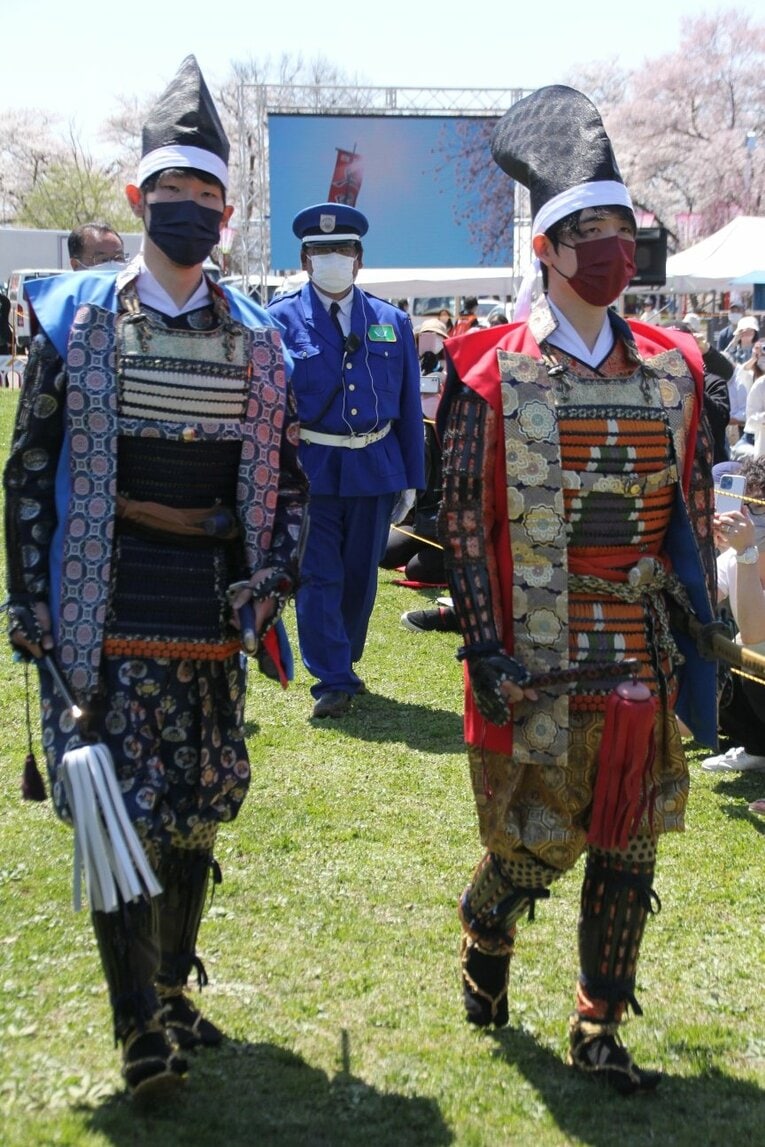 藤井聡太竜王「大変参考になったで“ござる”」初出演した《人間将棋》を現地取材… 観る将マンガ家が超楽しんで描いてみた(9)