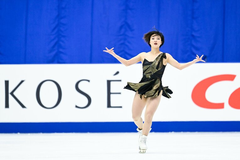 「天使と悪魔が戦ってて…」世界女王・坂本花織22歳が五輪メダル後のシーズンで抱える葛藤「今季あらゆる場面で、悪魔が言うんです」(19)