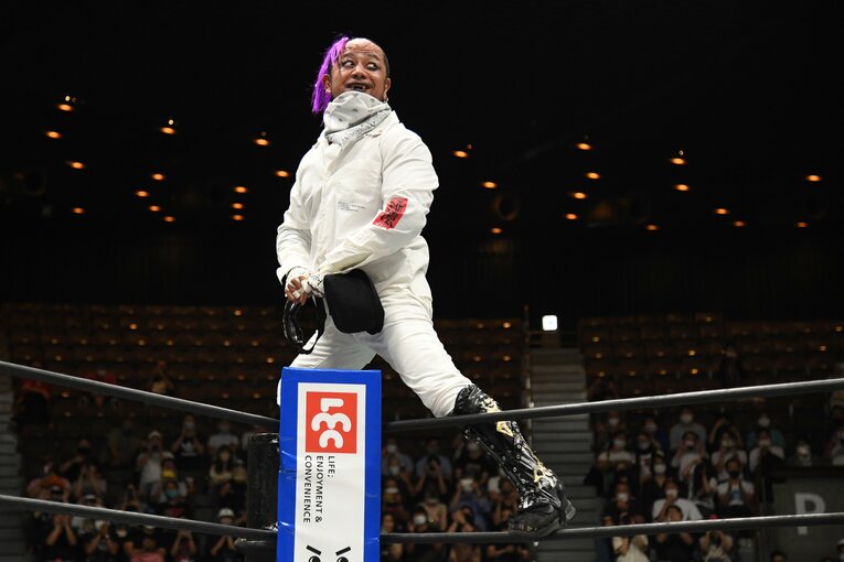 待ちに待ったシングル戦に喜びを隠せない葛西純（クリックすると「この記事の写真」に飛びます。流血等の過激な写真を含みますのでご注意ください）