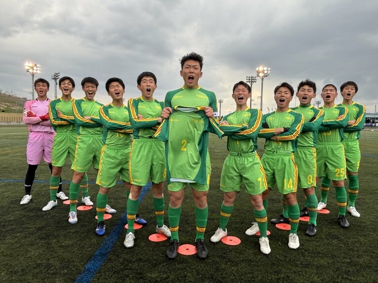 帝京長岡高校をキャプテンとして牽引する桑原脩斗（中央）©︎Takahito Ando