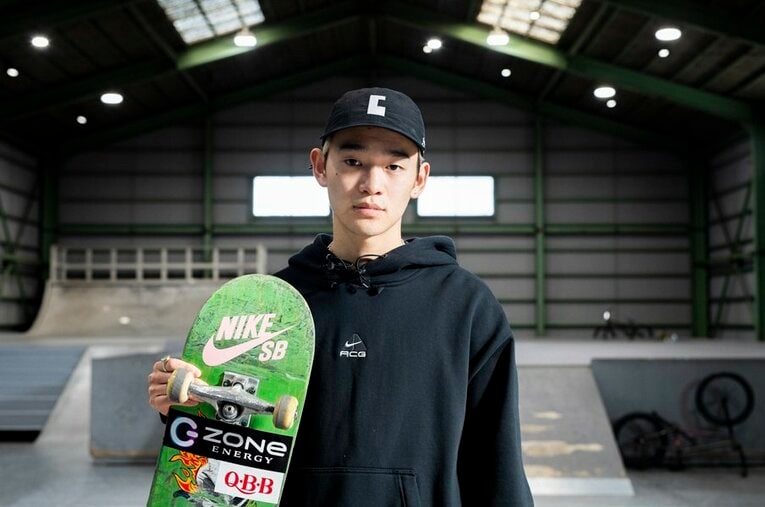 パリ五輪代表切符争いが佳境を迎える中、スケートボード世界王者の白井空良がインタビューに応じてくれた ／ photograph by Asami Enomoto