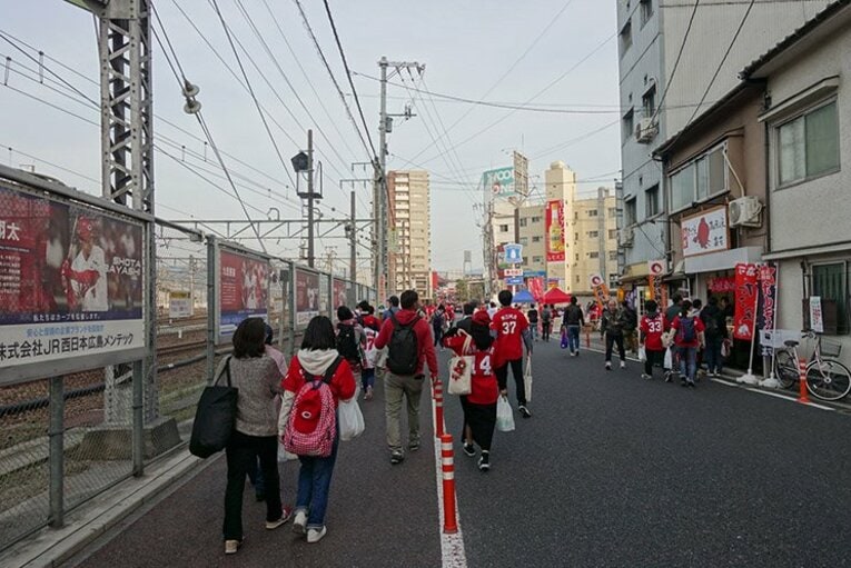 平成と令和をつなぐ2019開幕戦。因縁多き、広島vs.巨人をぶらり。(2)