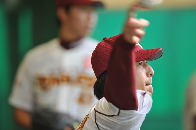 岩隈は現役時代から惜しげもなく若手に自らの技術を伝授した（ｃ）Hideki Sugiyama