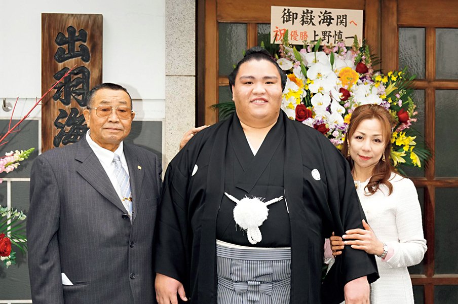 「僕、相撲センスはあると思う」新大関・御嶽海は“今”に向き合う。<Number Web> photograph by KYODO