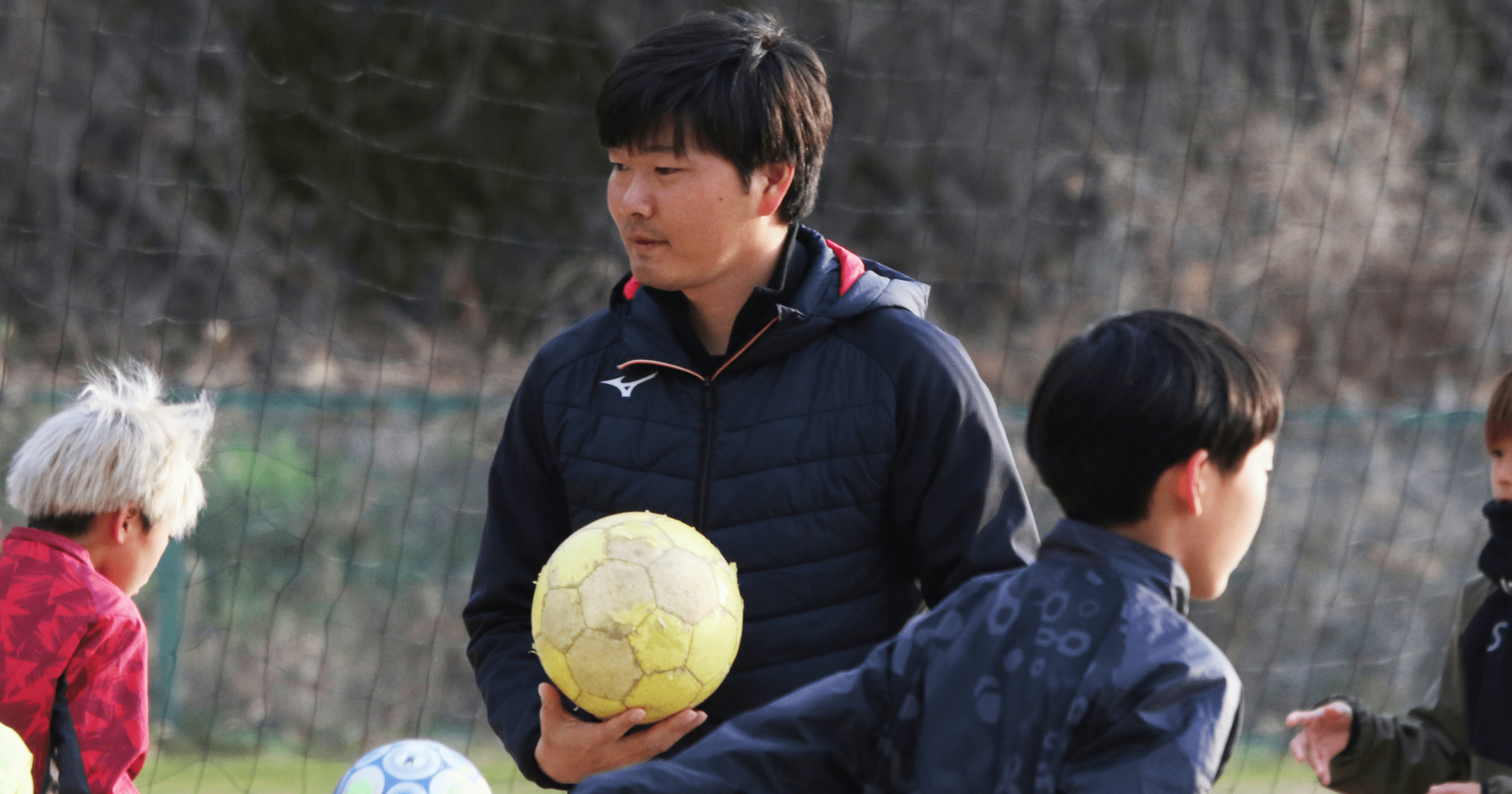 U-20W杯の時、自分が25歳で辞めるとは…」消えた天才パサー市丸瑞希26歳が帰ると誓う青黒のスタジアム「自分の失敗は全部伝えていく」（2／3） -  Jリーグ - Number Web - ナンバー