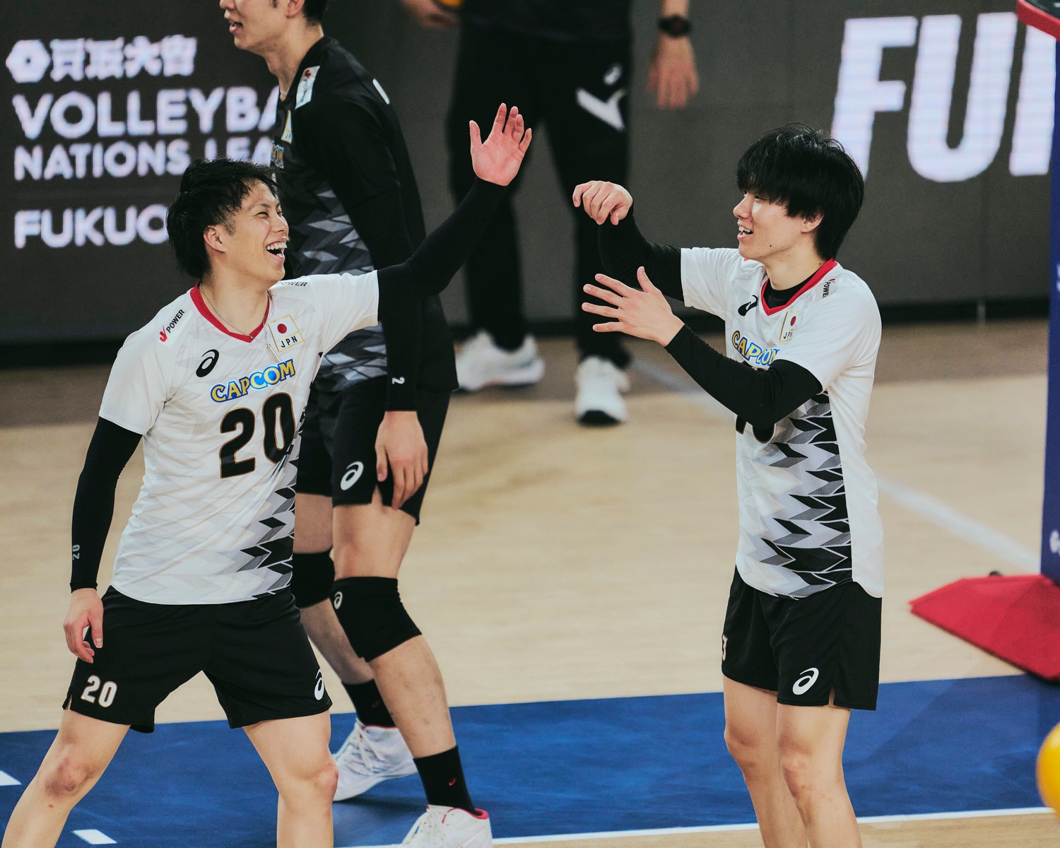 ブラン監督からも「世界一のリベロ」と評された山本智大と小川智大　©︎Yuki Suenaga