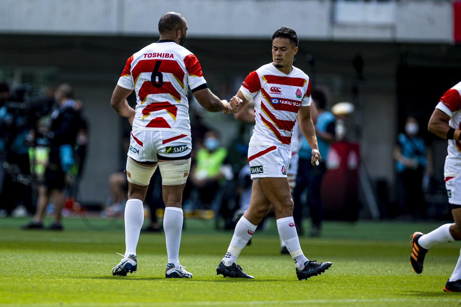 リーチマイケルと田村優　©︎Kiichi Matsumoto