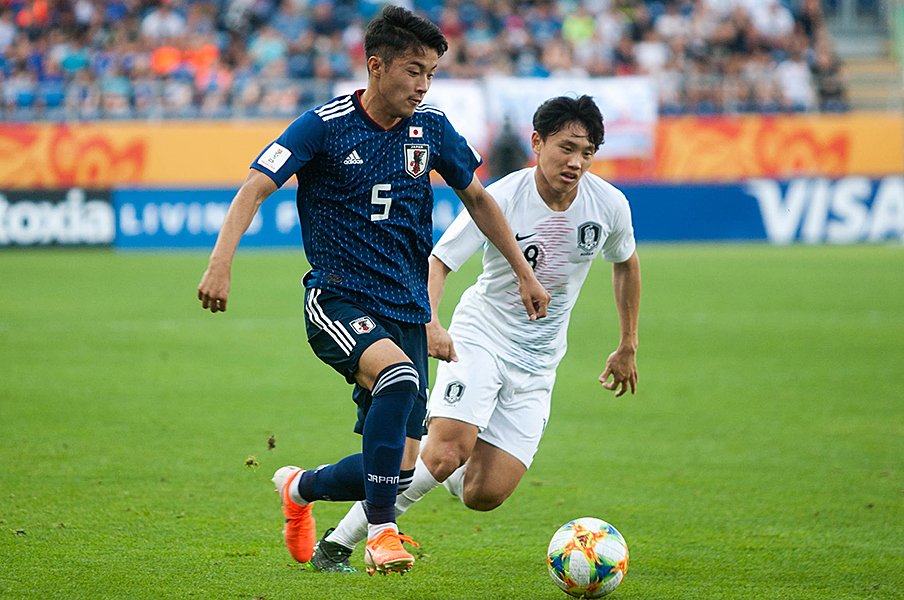 U-20W杯、韓国に敗れた1つのミス。菅原由勢「一生頭から離れない」＜Number Web＞ photograph by Getty Images