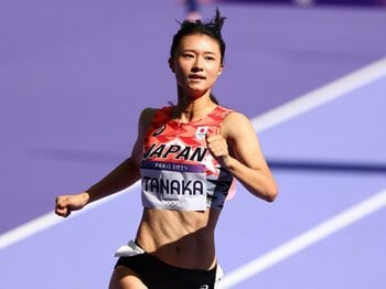 スタート前の「笑顔」も話題に…女子ハードル田中佑美（25歳）がパリ五輪“40人中39位”の崖っぷちから準決勝まで進出できた「必然のワケ」＜Number Web＞ photograph by Ryosuke Menju/JMPA